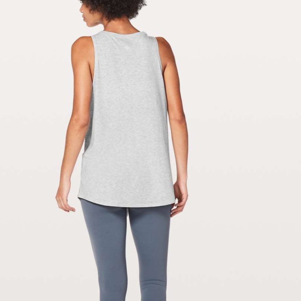 Lululemon Knot A Problem Tank Heathered Core Ultra Light Grey Size 10 - Picture 5 of 12